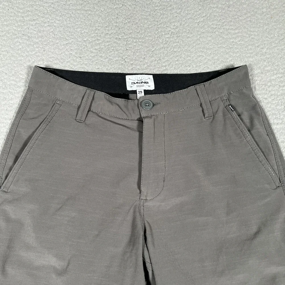 Dakine Shorts Mens 29 Gray Amphibian Hybrid‎ Chino Quick Dry Casual Preppy Logo